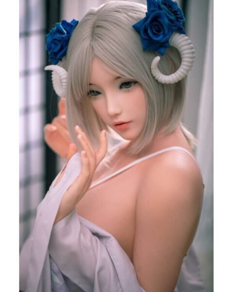 Cyrthra Sex Doll | Muñeca Sexual Realista de Silicona Médica Premium