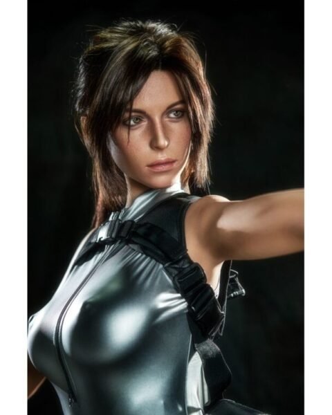 Lara Croft MUÑECA REALISTA DE SILICONA